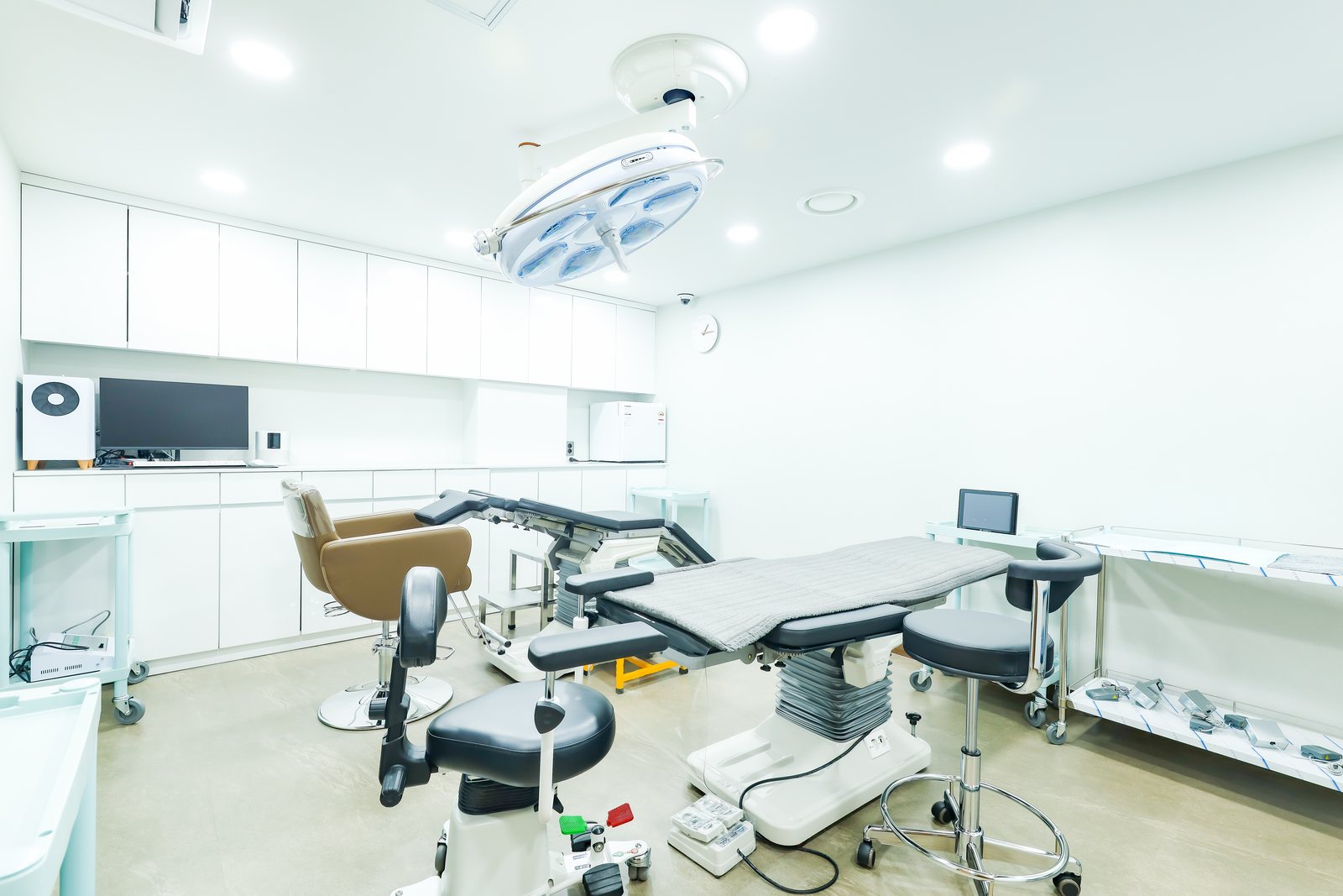 High-Density Hair Transplant at MONARA Dermatology Clinic